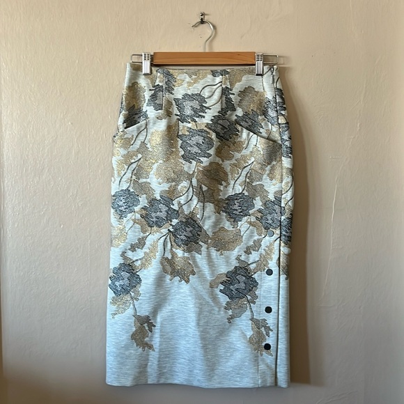 NWT BCBG MaxAzria Runway Rebekka Gray Abstract Leaf Metallic Print Midi Skirt 0 - Picture 1 of 16